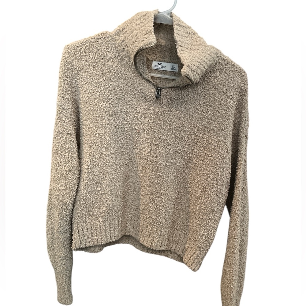 Hollister Sherpa sweater